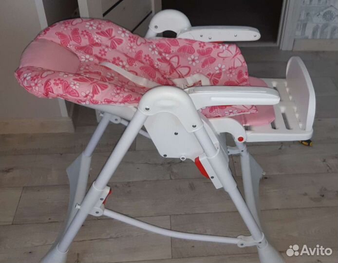Стульчик для кормления с трёх месяцев
