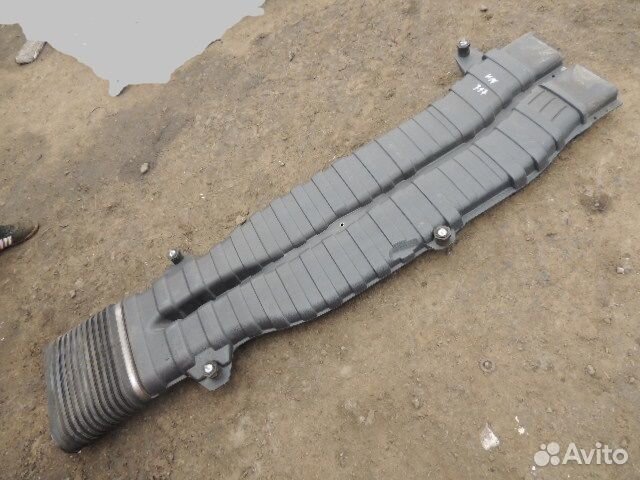 Воздухозаборник нижняя часть Volvo FM 1676678 - 12