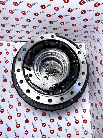 Редуктор хода Hitachi ZX250LCN-5B