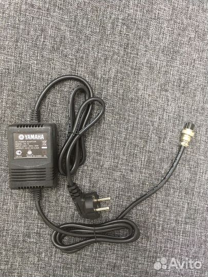 Yamaha 82cx Микшерный пульт