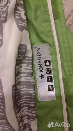 Ветровка детская в идеальном состоянии