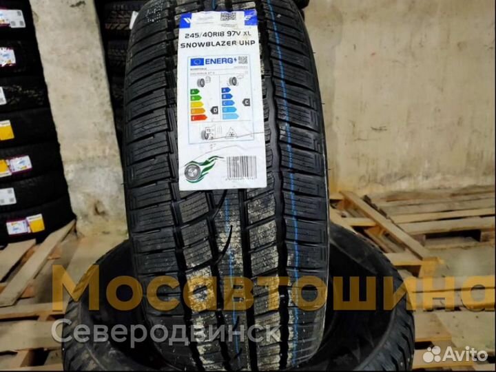 Windforce Snowblazer UHP 245/40 R18 97V