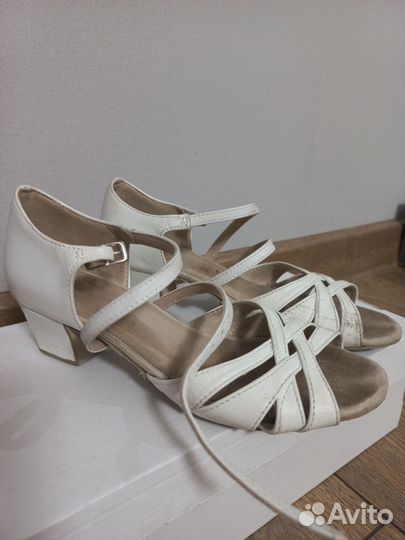 Туфли для бальных танцев