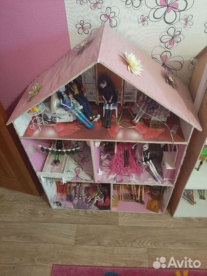 Домик кукольный