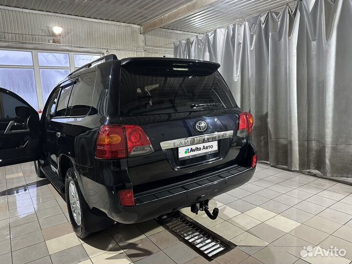 Toyota Land Cruiser 4.5 AT, 2015, 300 000 км