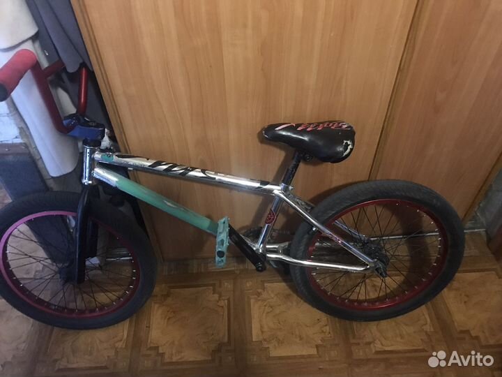 Трюковой велосипед бмх