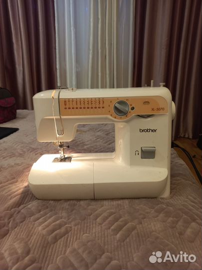 Швейная машинка brother