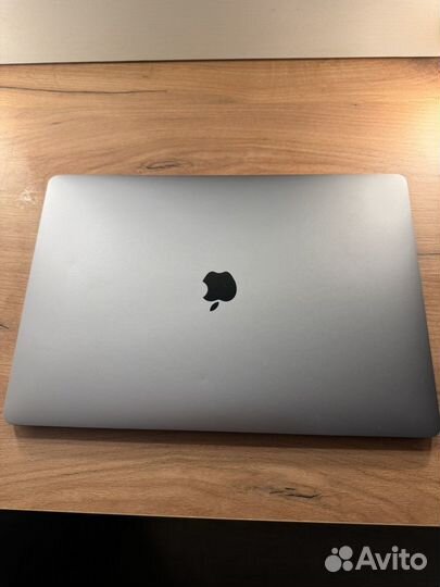 Apple macbook pro 16 2019