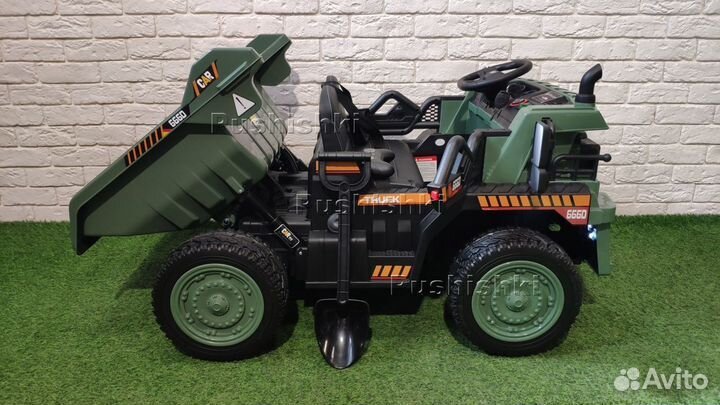 Детский электромобиль RiverToys грузовик C444CC