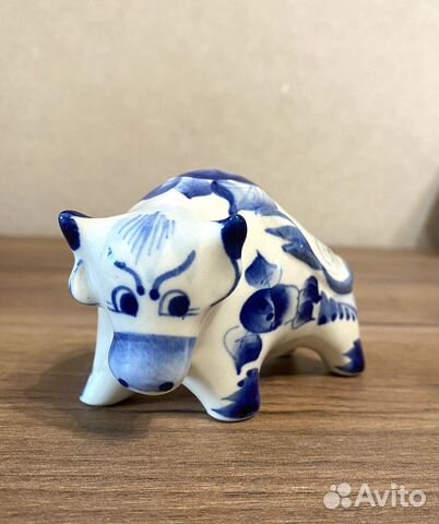 Гжель статуэтки СССР. Фигурка Бычок