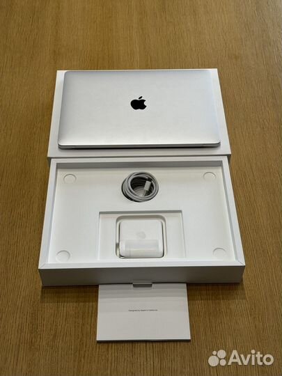 Apple MacBook Pro 13 2020 m1 8gb 256 