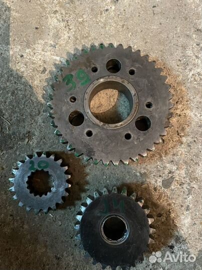 Шестерни кпп снегохода Рысь
