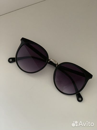 Солнцезащитные очки