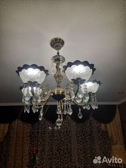 Люстра потолочная