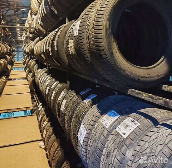 Nokian Tyres Hakkapeliitta 8 215/70 R16 96M