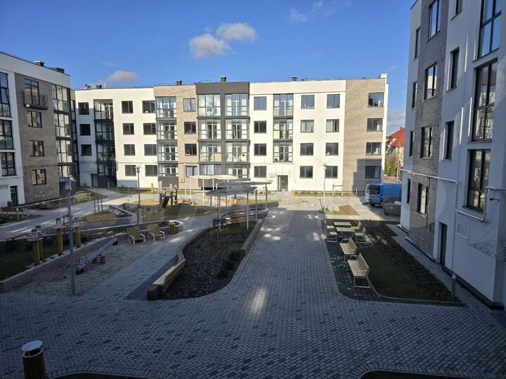 2-к. квартира, 65,3 м², 2/4 эт.