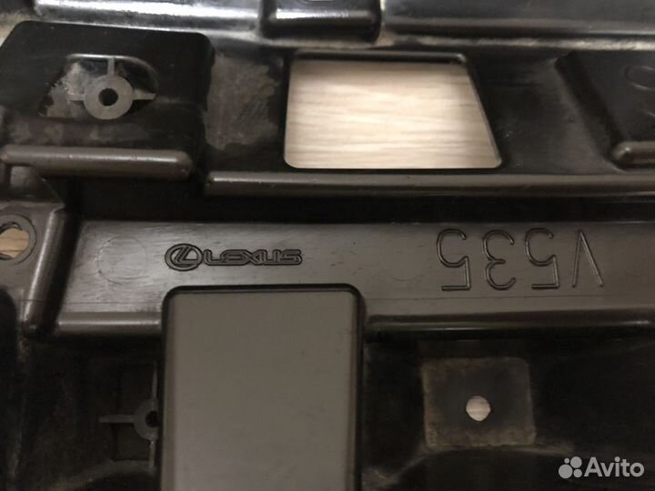 Кронштейн Lexus LX