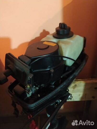 Лодочный мотор