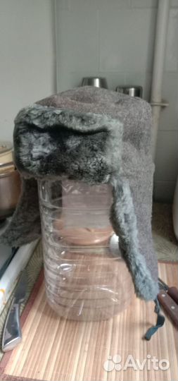 Шапки ушанки- армейская и кроличья