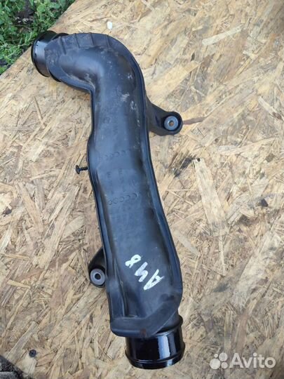 Впускной патрубок VAG