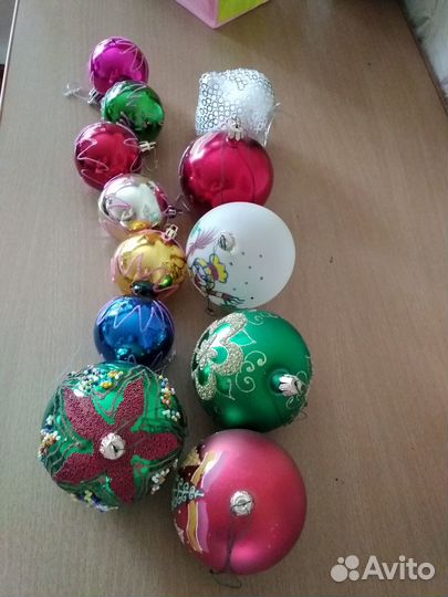 Елочные игрушки