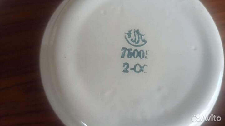 Эмалированная сахарница и чайники СССР