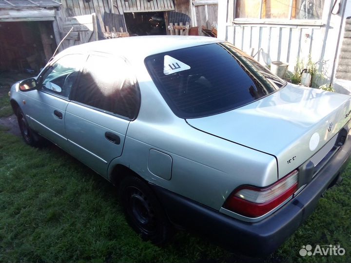 Toyota Corolla, 1995