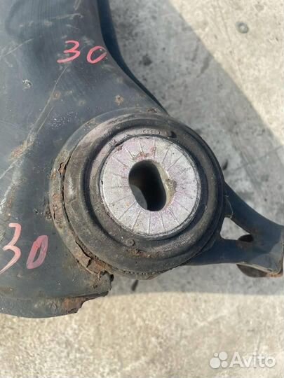 Подрамник передний 8E0399313BD