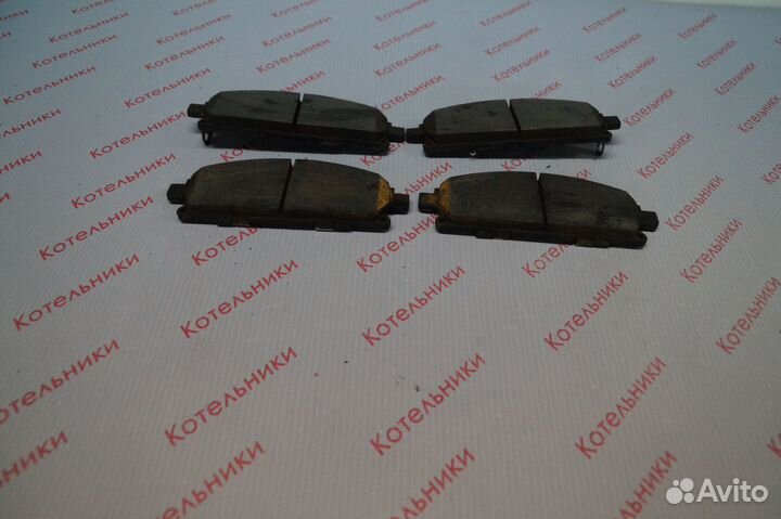 Nissan 41080-0W726 Передние колодки