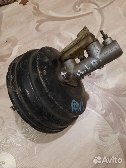 Цилиндр главный тормозной с вакуумом RN1