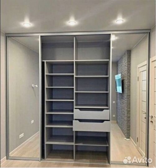 Шкаф на заказ минимализм