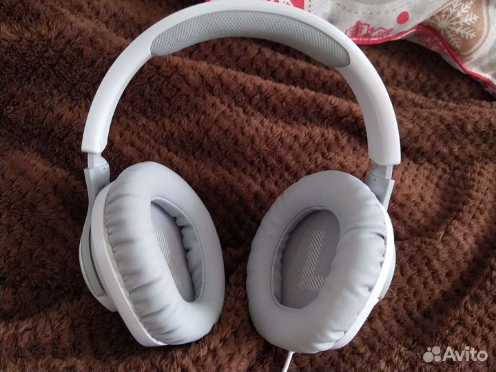 Проводные наушники JBL
