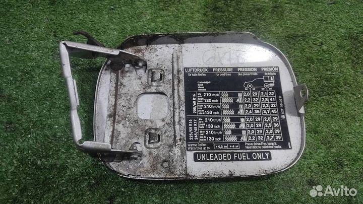 Лючок топливного бака Mercedes Benz E-class W211