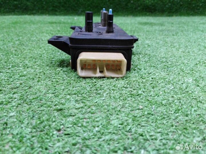 Блок управления сидением передний правый Toyota