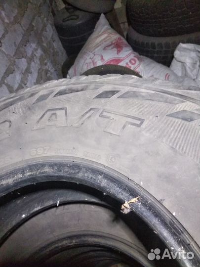 Bridgestone Dueler A/T 265/70 R16