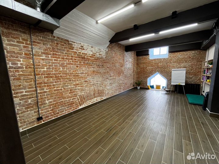 Студия йоги, центр практик гвоздетерапии