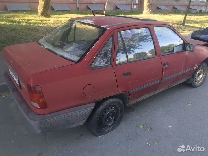 Opel Kadett E разбор запчасти в разборе