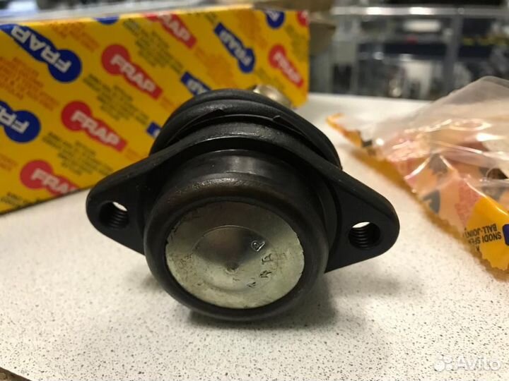 Шаровая опора LT 28-35 I Фургон (281-363) frap 677