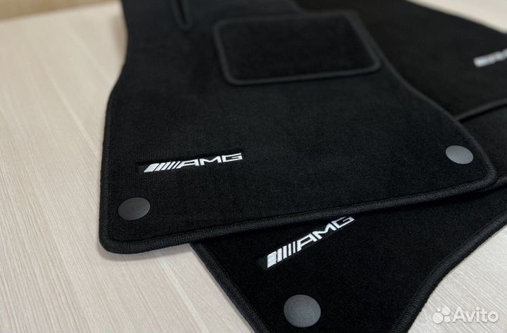 Коврики Mercedes с вышивкой AMG все модели