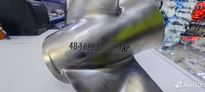 Винт стальной оригинальный Mercury Vengeance 48-16