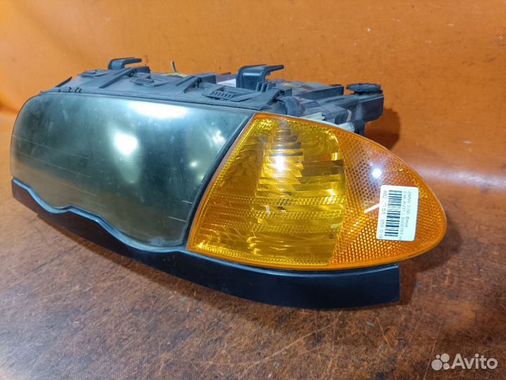 Фара левая Bmw 3-series E46-AV31