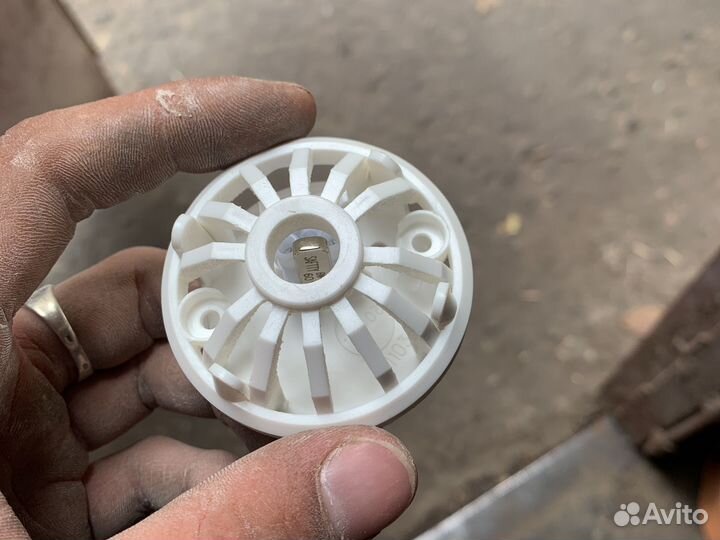 Извещатель пожарный тепловой