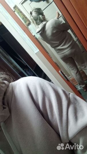 Спортивный костюм женский