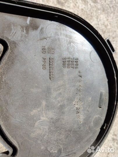 Кожух грм Opel Omega A седан 2.0I 1988