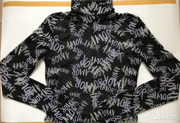 Продается комплект женский размер 48 легинсы, топ