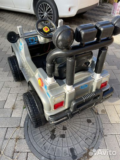 Электромобиль детский на аккумуляторе