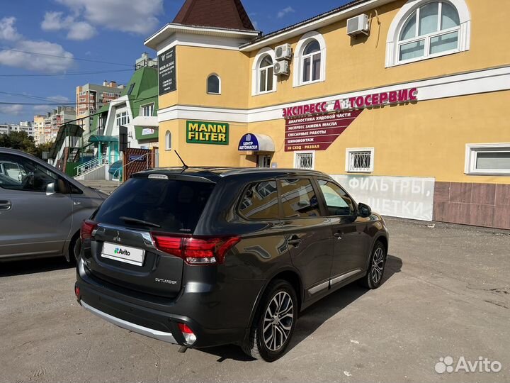 Mitsubishi Outlander 2 CVT, 2015, 139 949 км