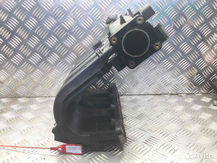 Коллектор впускной Renault Clio 8200880099; 8200762352 D4f740