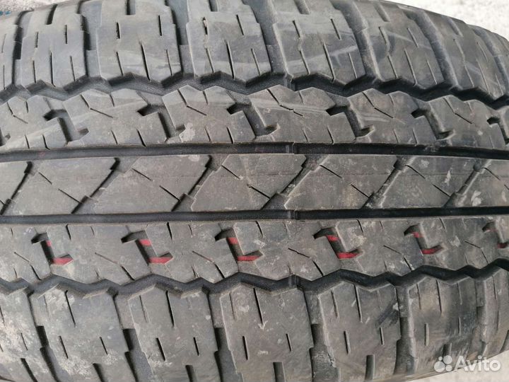 Bridgestone Dueler A/T 693 III 265/65 R17 и 265/65 R17
