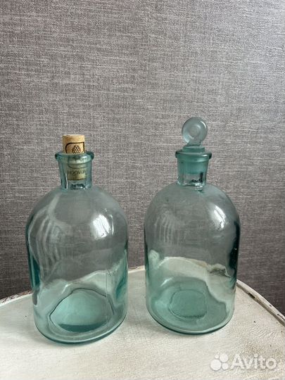 Бутыль стеклянная старинная